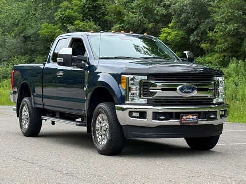 Used 2017 Ford F350 XLT AWD/4WD image 7