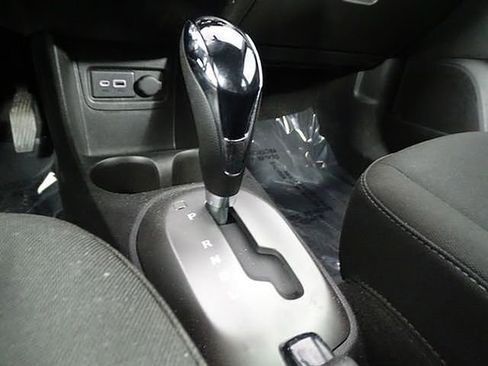 Used 2020 Chevrolet Spark LS image 31