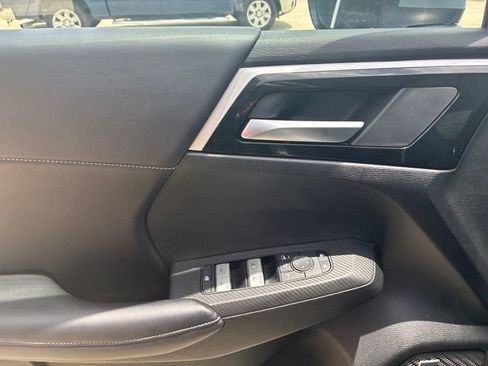 Used 2026 Mitsubishi Outlander SE FWD image 19