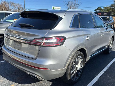 Used 2021 Lincoln Nautilus Reserve image 6