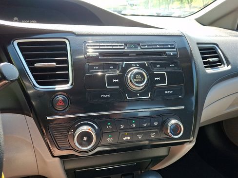 Used 2013 Honda Civic LX image 23