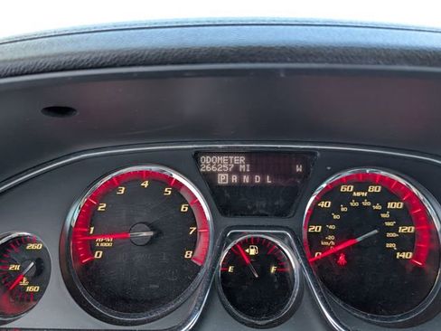 Used 2015 GMC Acadia Denali image 14