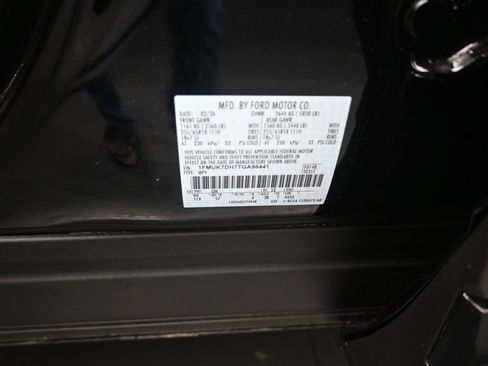 New 2026 Ford Explorer Active w/ Active Comfort Package image 20