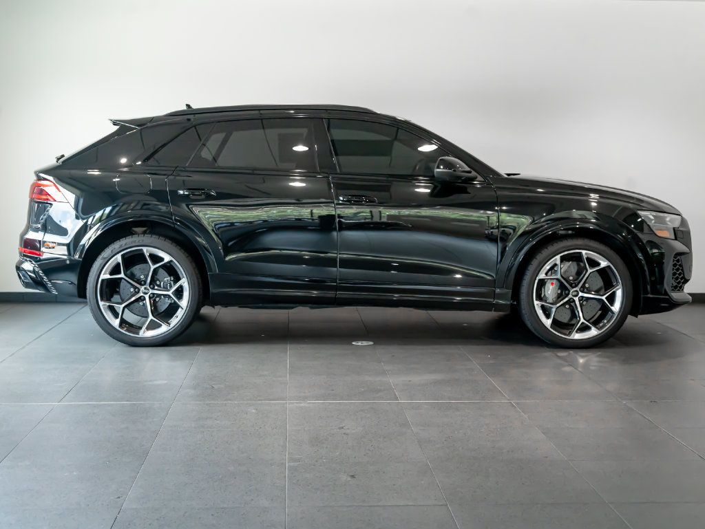 Used 2025 Audi RS Q8 performance AWD/4WD image 8