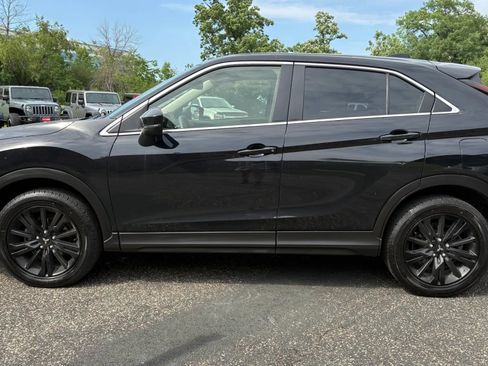 Used 2023 Mitsubishi Eclipse Cross LE AWD/4WD image 5