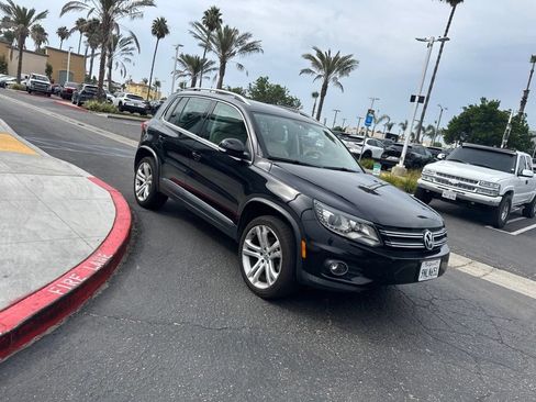 Used 2016 Volkswagen Tiguan SE FWD image 39
