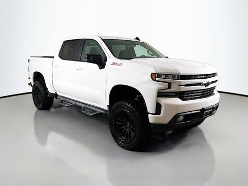 Used 2021 Chevrolet Silverado 1500 RST AWD/4WD image 2