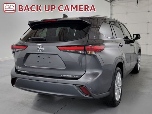 Used 2023 Toyota Highlander Limited AWD/4WD image 8
