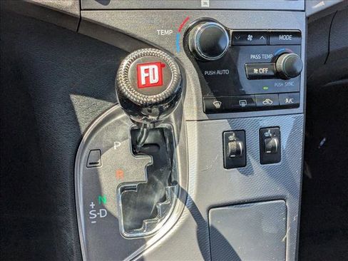 Used 2013 Toyota Venza Limited w/ Tow Prep Pkg image 12