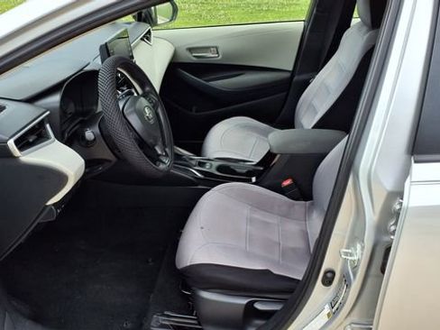 Used 2021 Toyota Corolla L FWD image 13