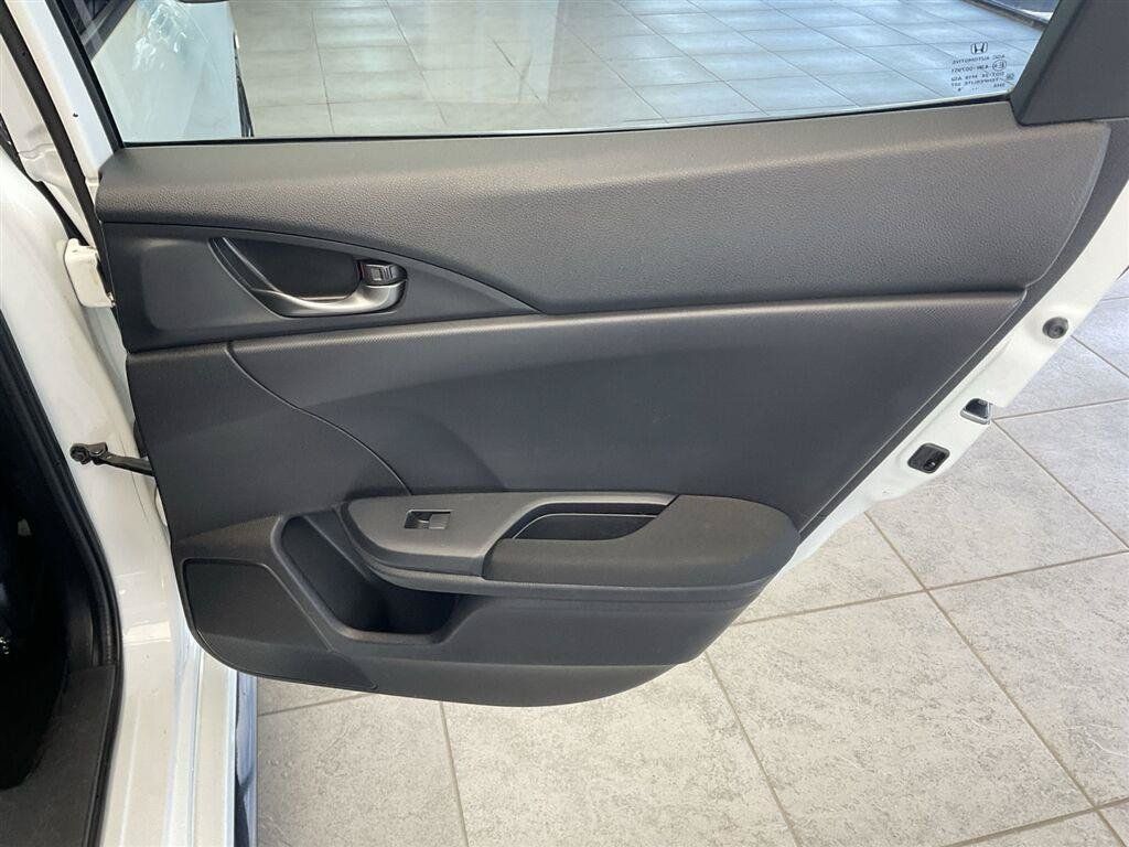 Used 2018 Honda Civic Sport image 15