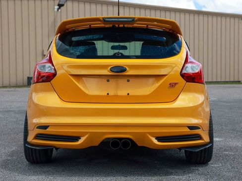 Used 2013 Ford Focus ST FWD image 5