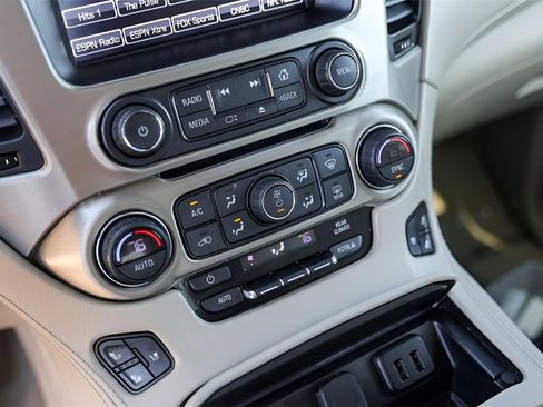 Used 2019 GMC Yukon Denali w/ Open Road Package image 22