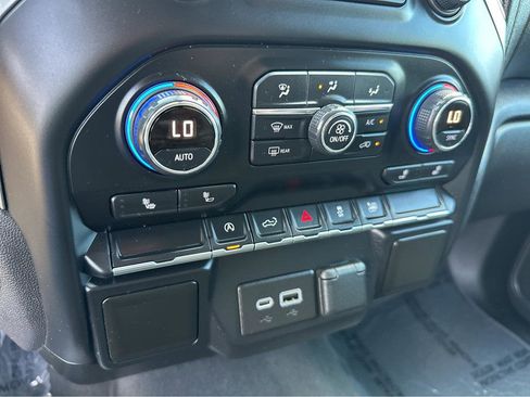 Used 2021 Chevrolet Silverado 1500 RST image 26