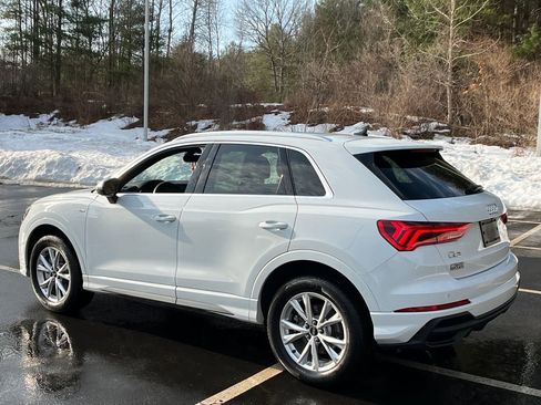 Used 2024 Audi Q3 2.0T Premium Plus w/ Premium Plus Package image 3