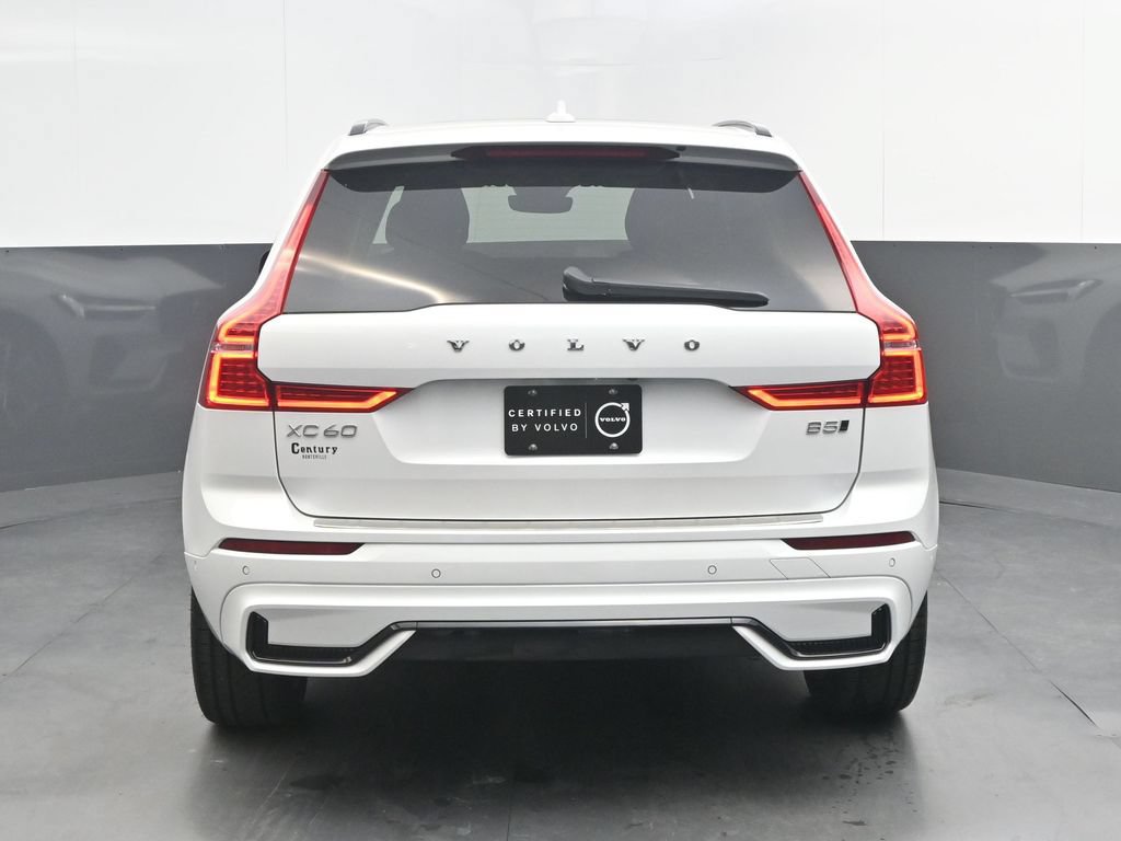 Certified 2024 Volvo XC60 B5 Ultimate w/ Protection Package Premier AWD/4WD image 6