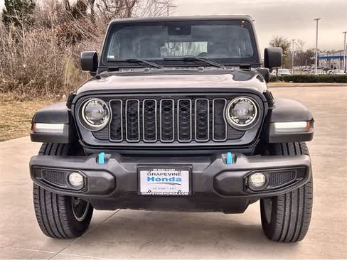 Used 2024 Jeep Wrangler Sport S w/ LED Headlamp & Fog Lamp Group image 7