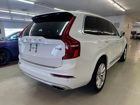 Used 2016 Volvo XC90 T8 Inscription w/ Vision Package image 2