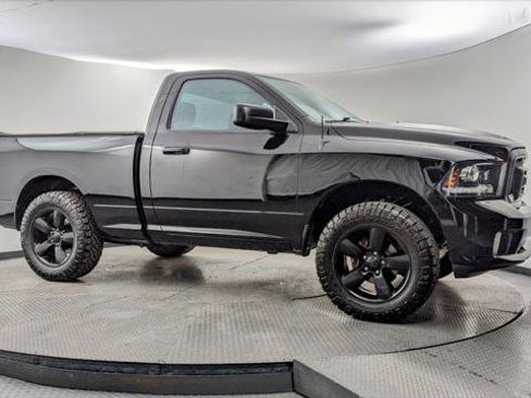 Used 2014 RAM 1500 Express image 11