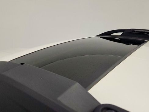 Used 2024 Subaru Outback Premium image 10