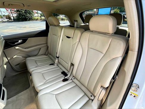 Used 2018 Audi Q7 3.0T Premium Plus image 20