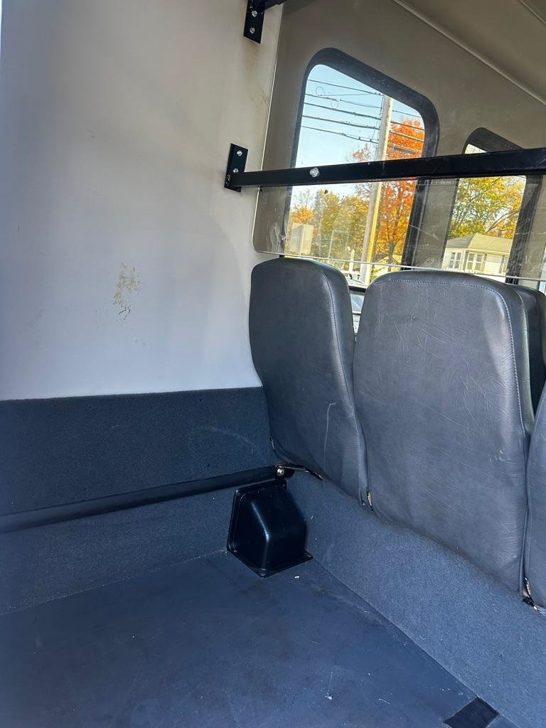 Used 2015 Ford E-350 and Econoline 350 Super Duty RWD image 14