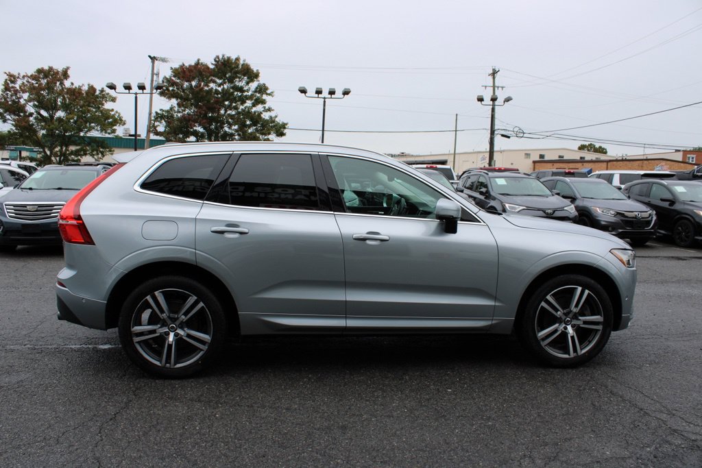 Used 2018 Volvo XC60 T6 Momentum w/ Advanced Package AWD/4WD image 8