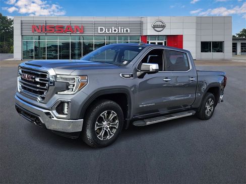 Certified 2022 GMC Sierra 1500 SLT w/ SLT Convenience Package image 1