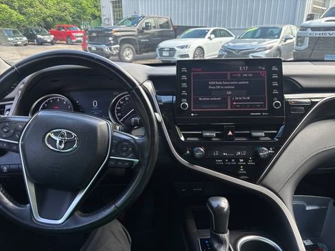 Used 2024 Toyota Camry XLE FWD image 15