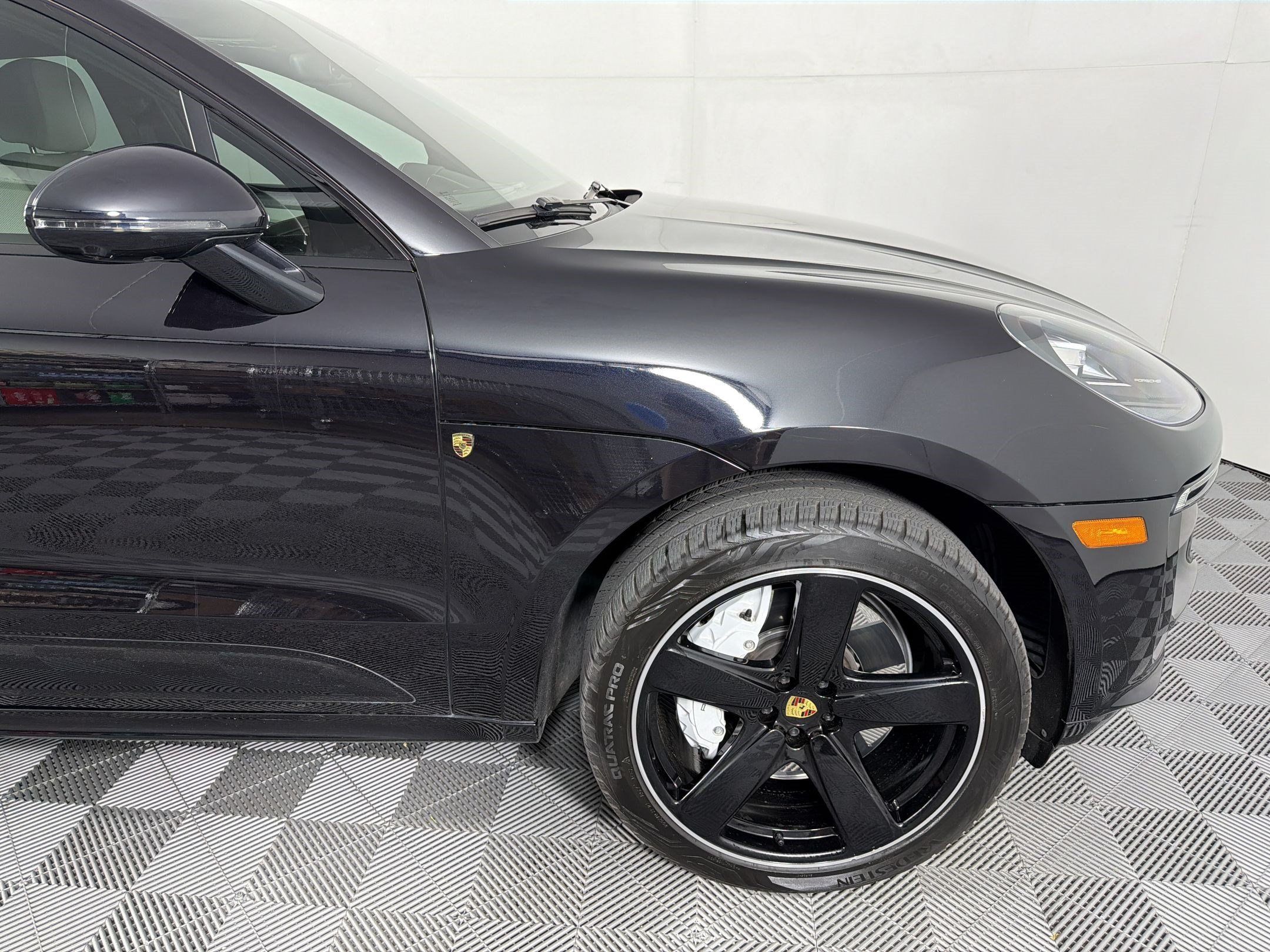 Certified 2021 Porsche Macan Turbo AWD/4WD image 12