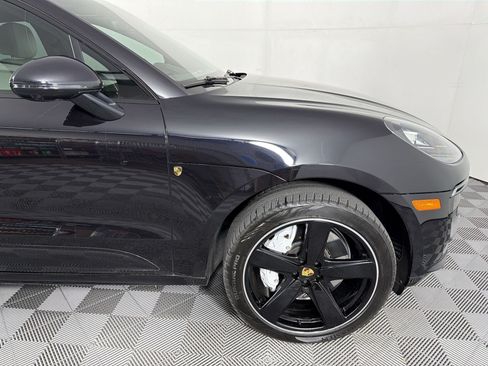Certified 2021 Porsche Macan Turbo AWD/4WD image 12