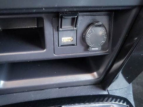 Used 2023 Toyota 4Runner TRD Off-Road Premium image 32