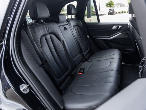 Used 2021 BMW X5 sDrive40i w/ M Sport Package image 36