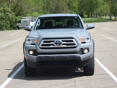 Used 2021 Toyota Tacoma SR5 w/ Trail Edition image 20