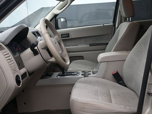 Used 2010 Ford Escape XLT FWD image 18