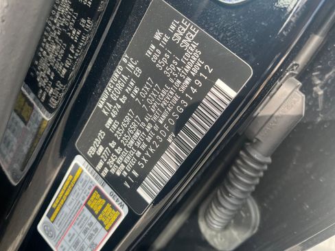 Used 2025 Kia Sportage LX image 22