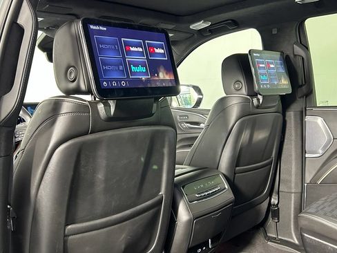 Used 2024 Cadillac Escalade Sport Platinum AWD/4WD image 20