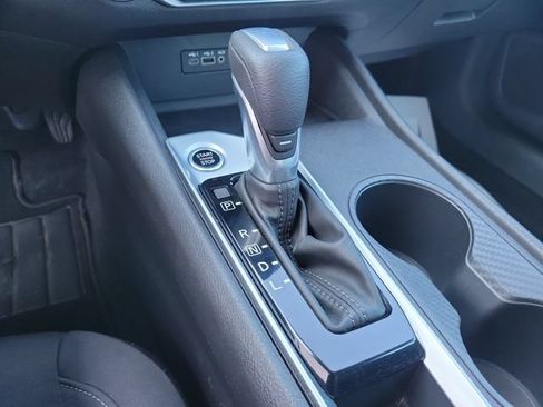 Used 2025 Nissan Altima 2.5 SV FWD image 23