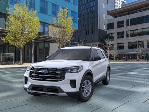 New 2026 Ford Explorer Active AWD/4WD image 2