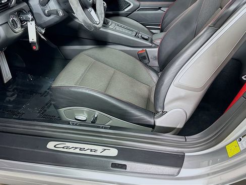 Certified 2018 Porsche 911 Carrera T RWD image 21