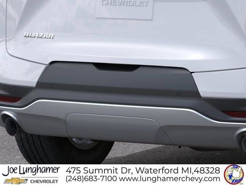New 2026 Chevrolet Blazer LT w/ Convenience Package FWD image 16