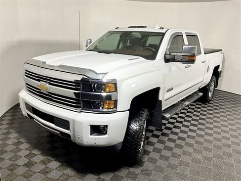 Used 2016 Chevrolet Silverado 3500 High Country image 10