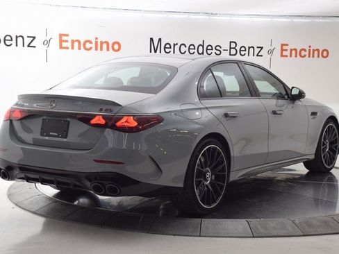 New 2026 Mercedes-Benz E 53 AMG e 4MATIC Sedan image 6