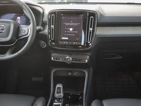 New 2026 Volvo XC40 B5 Plus w/ Climate Package AWD/4WD image 23