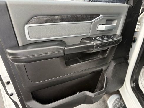 Used 2019 RAM 2500 Big Horn image 16