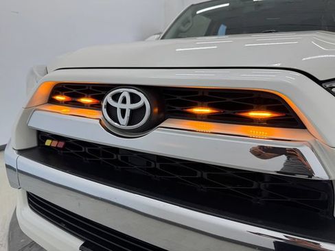 Used 2017 Toyota 4Runner Limited RWD image 39
