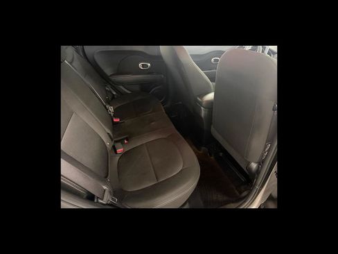 Used 2019 Kia Soul FWD image 19