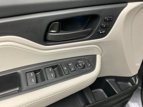 New 2026 Honda Odyssey EX-L image 10