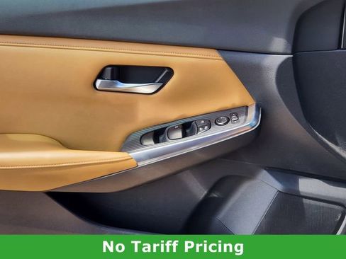 Used 2020 Nissan Sentra SV w/ SV Premium Package FWD image 23
