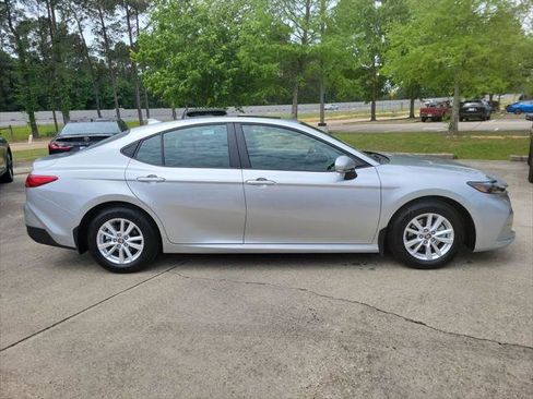 Certified 2026 Toyota Camry LE w/ Convenience Package image 9